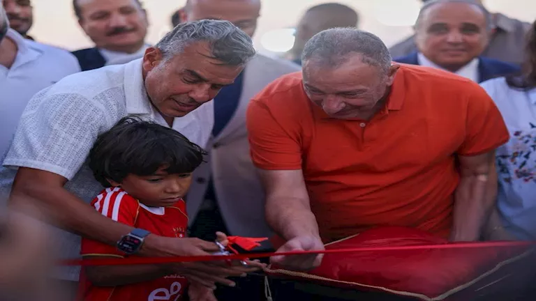 صور: افتتاح مجمع حمام السباحة بالنادي الأهلي بالشيخ زايد بحضور الخطيب