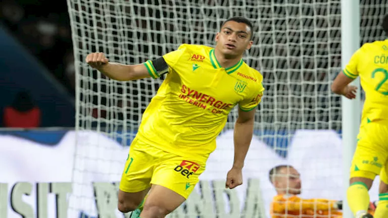 اهتمام يوناني قوي بضم مصطفى محمد: نادي باناثينايكوس في مفاوضات محتملة