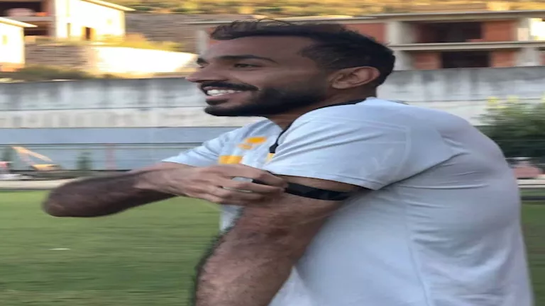 كهربا ينضم للقادسية الكويتي: تفاصيل انتقال النجم المصري وصور من معسكر الفريق