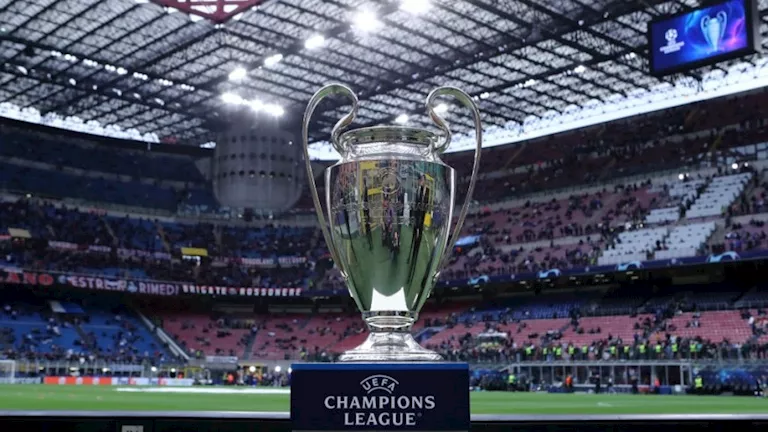 انفجار مواقع التواصل! هكذا تفاعل رواد السوشيال ميديا مع قرعة دوري أبطال أوروبا 2025