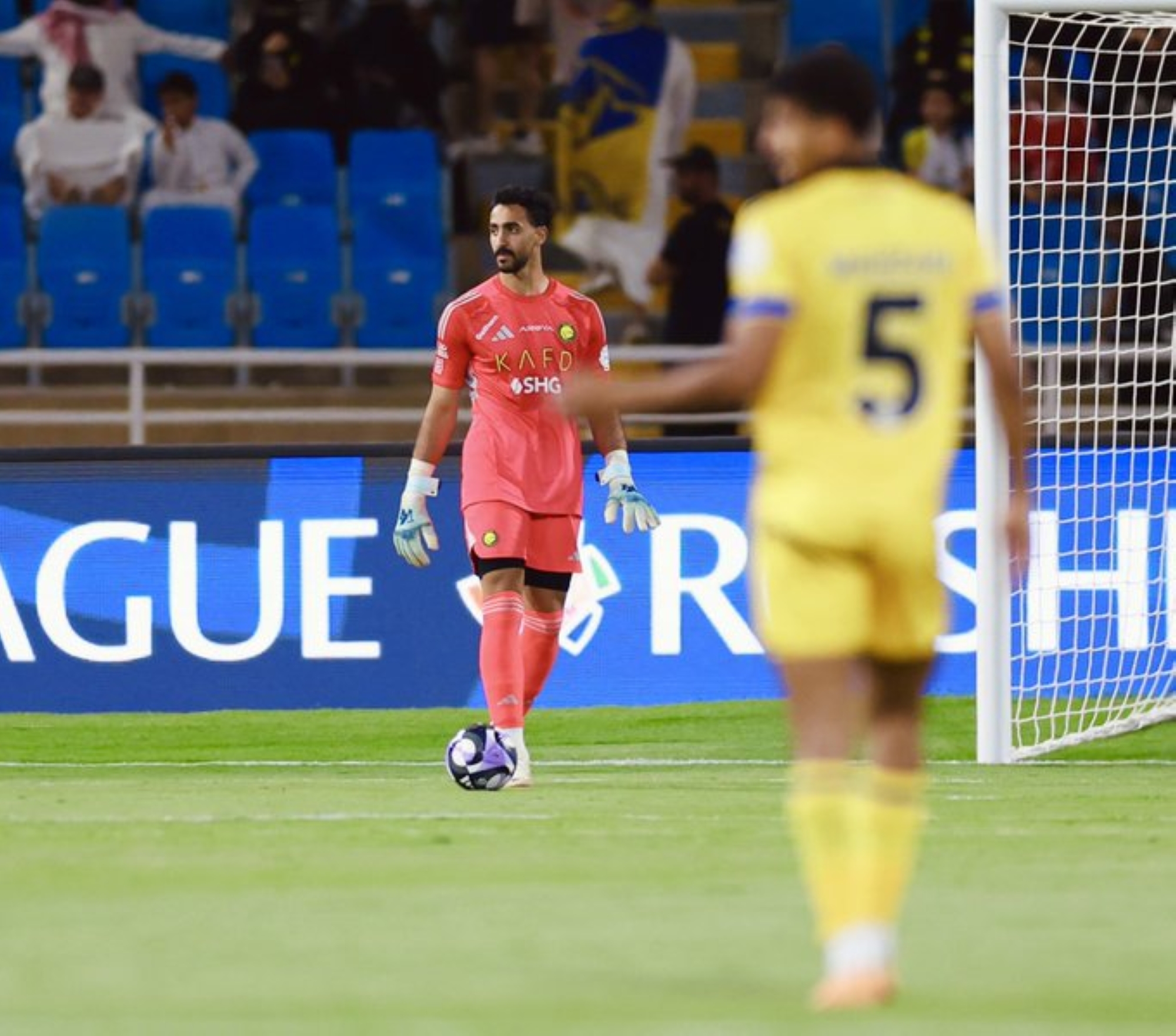 العقيدي: سعيد بتألقه و مساعدة فريقه النصر على تحقيق الفوز