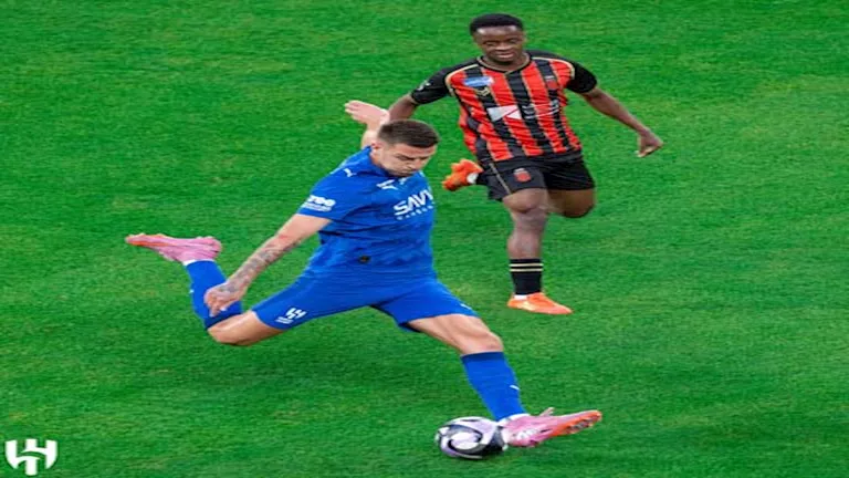 الهلال يفتتح مشواره في الدوري السعودي بفوز ساحق على الرياض بهدفين
