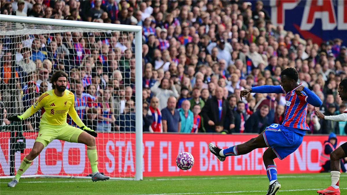 نظرة على ترتيب الدوري الإنجليزي بعد خسارة ليفربول وفوز السيتي والآرسنال