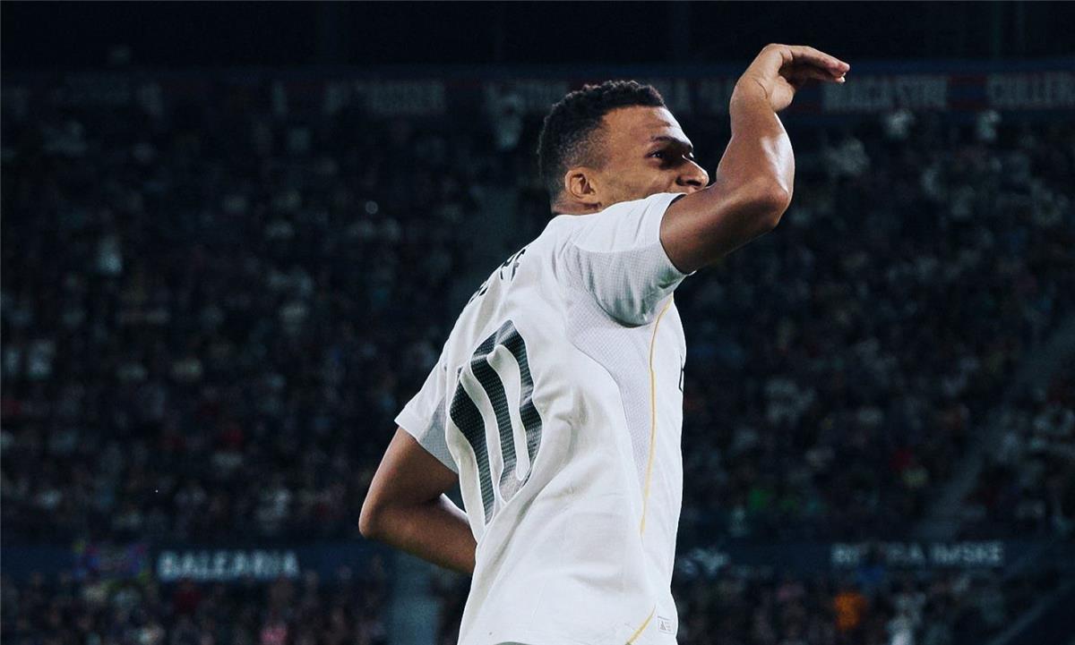 مبابي يعتلي الصدارة: كشف ترتيب هدافي دوري أبطال أوروبا بعد هاتريكه الناري وثنائية هاري كين