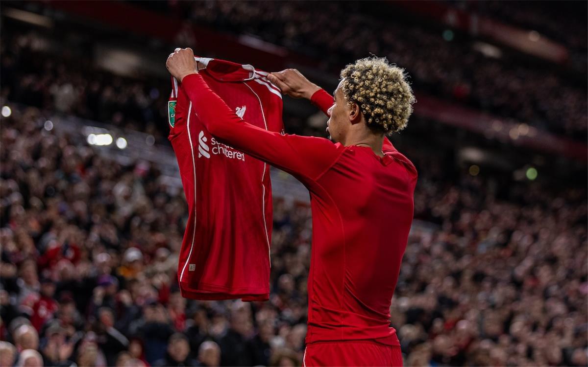 إيكتيكي يكشف عن طموحاته الكبيرة مع ليفربول: الفوز بالدوري حلمي الأكبر